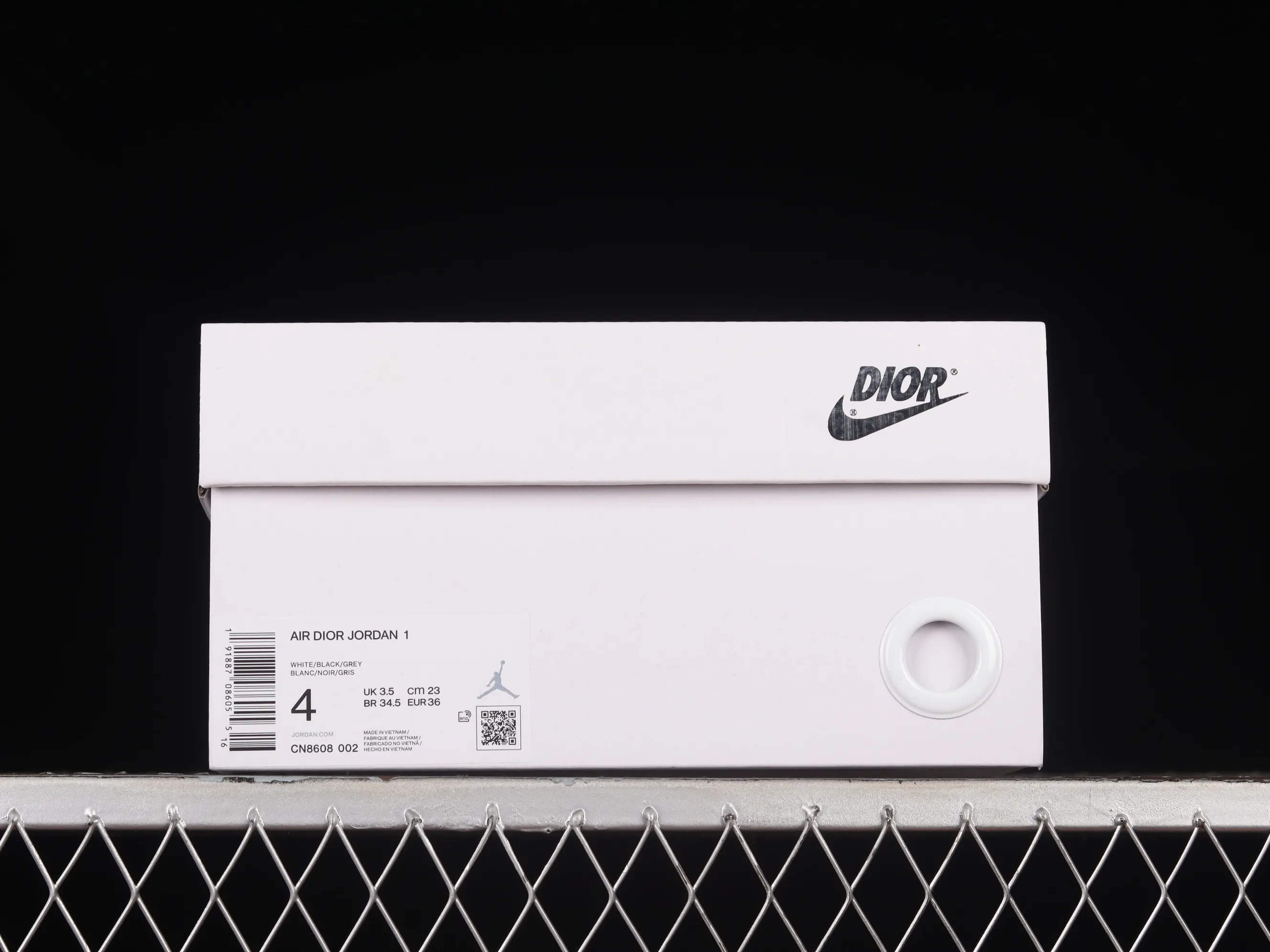 All categories Air Jordan Jordan series basketball shoes Air Jordan 1 Low Dior x Air Jordan 1 Low AJ1 Joe 1 Dior joint white gray low top CN8608-002